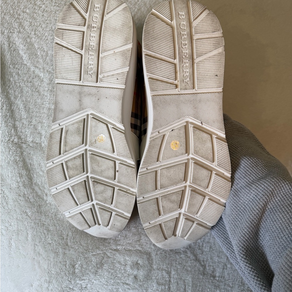 Men’s Burberry Plaid Sneakers - Picture 7 of 8